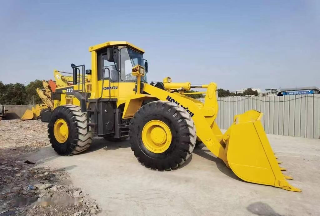 Komatsu WA470-3 - Fadrom me goma: foto 3 Komatsu WA470-3 - Fadrom me goma: foto 3