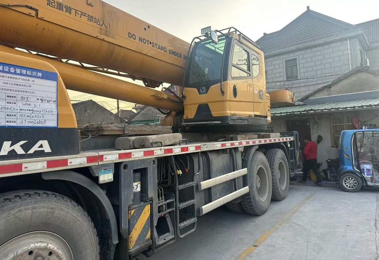 XCMG 50ton crane - Autovinç: foto 3 XCMG 50ton crane - Autovinç: foto 3