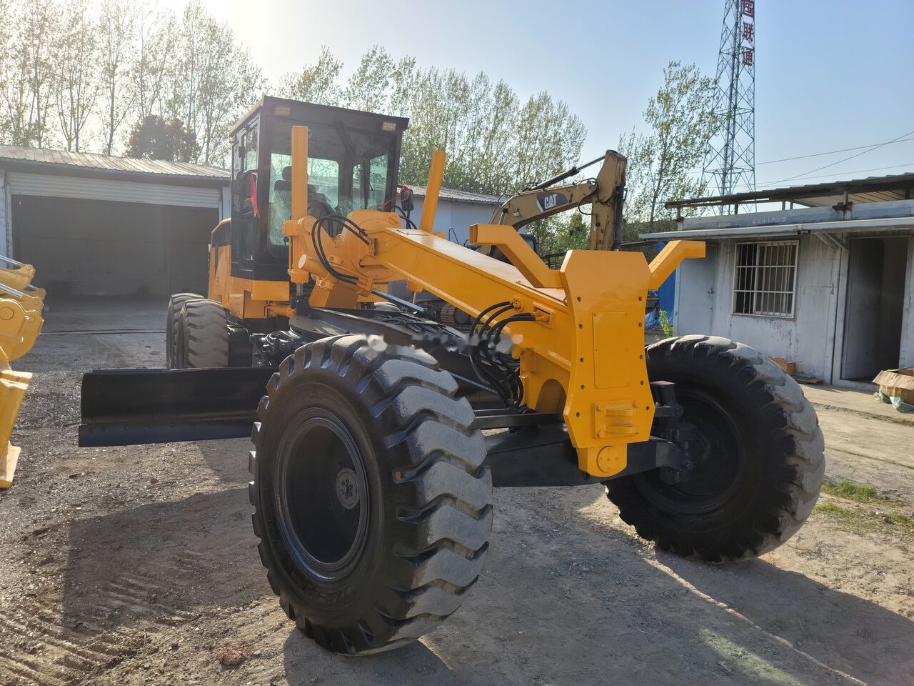 XCMG GR180 - Makinë niveluese: foto 2 XCMG GR180 - Makinë niveluese: foto 2