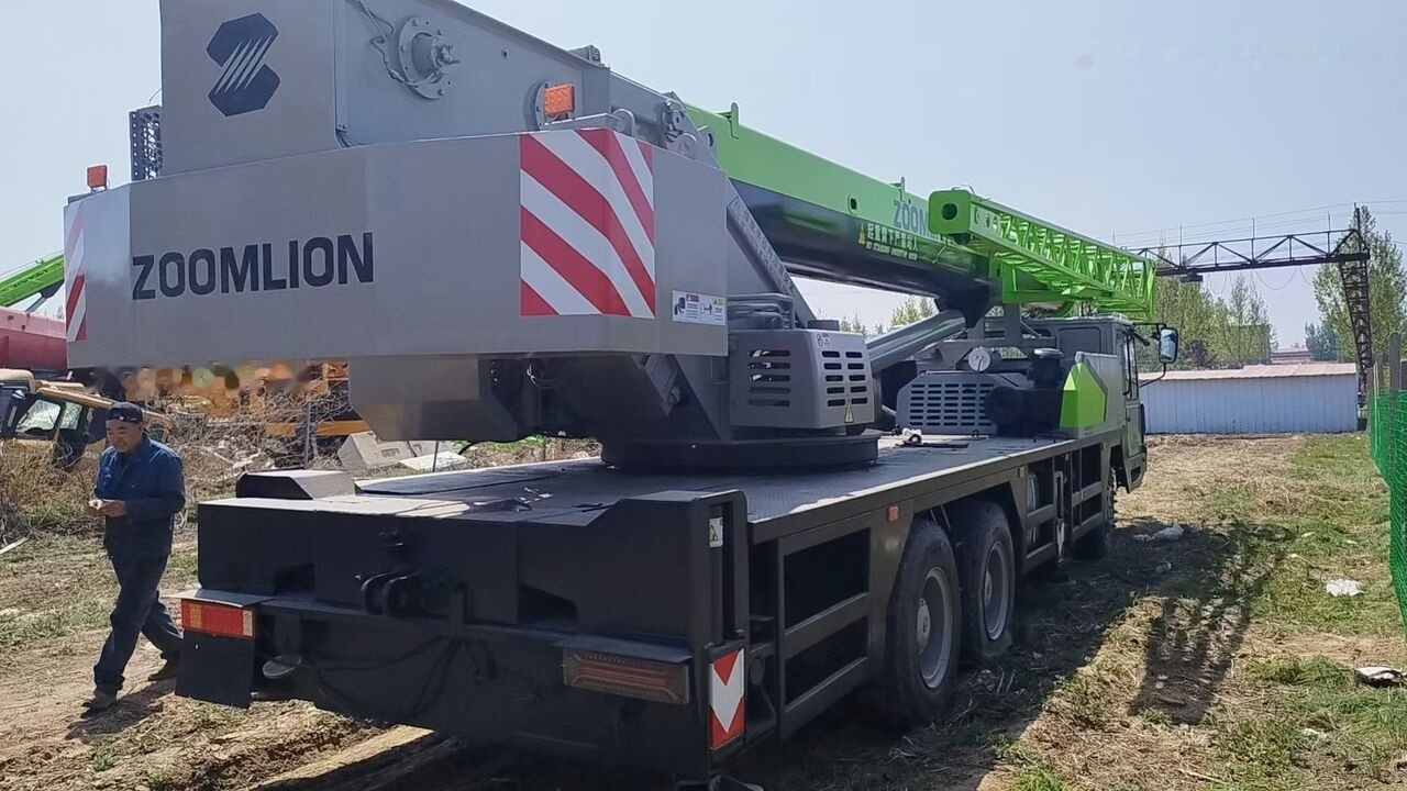 Zoomlion ZTC300V Crane - Autovinç: foto 5 Zoomlion ZTC300V Crane - Autovinç: foto 5