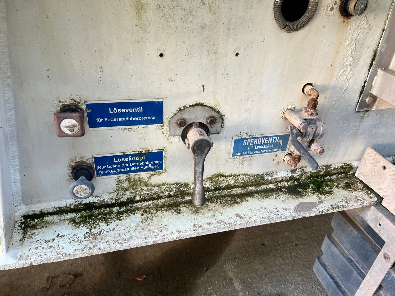 Feldbinder EUT 46,3 - Gjysmë rimorkio silo: foto 2 Feldbinder EUT 46,3 - Gjysmë rimorkio silo: foto 2