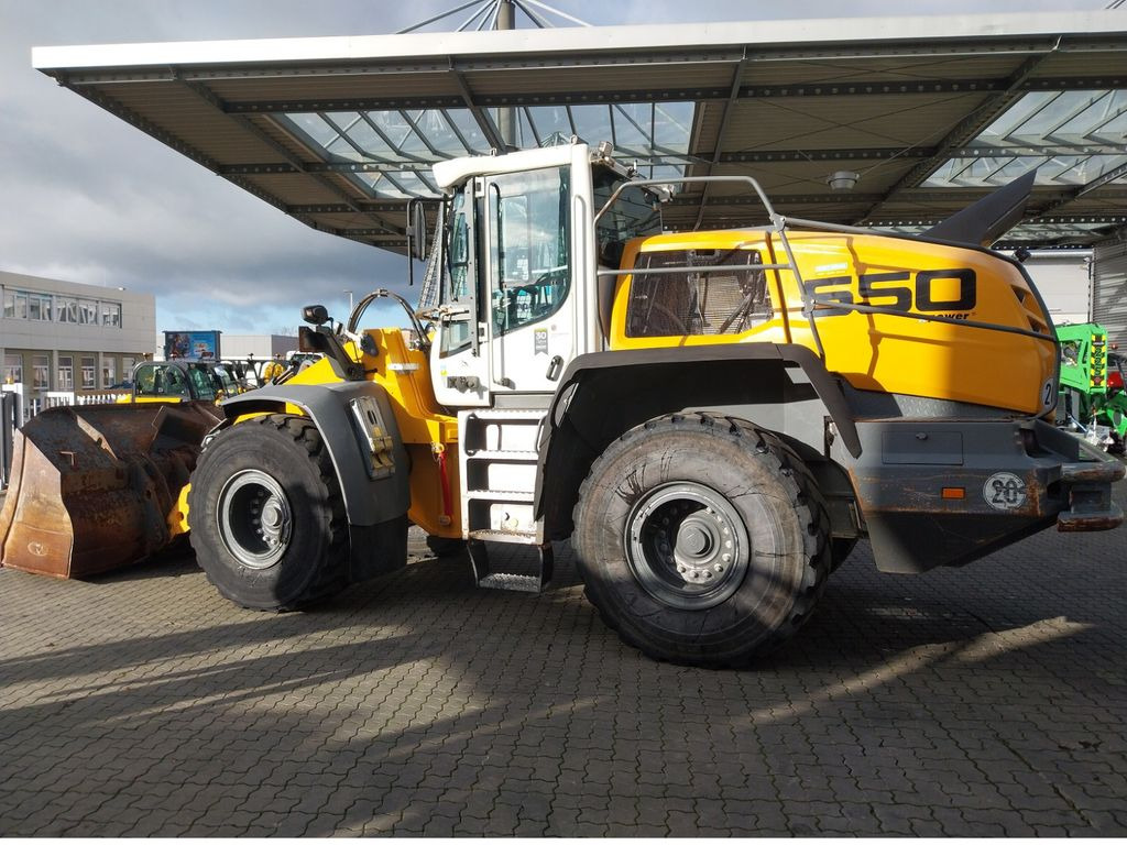 Liebherr L 550 X Power - Fadrom me goma: foto 1 Liebherr L 550 X Power - Fadrom me goma: foto 1