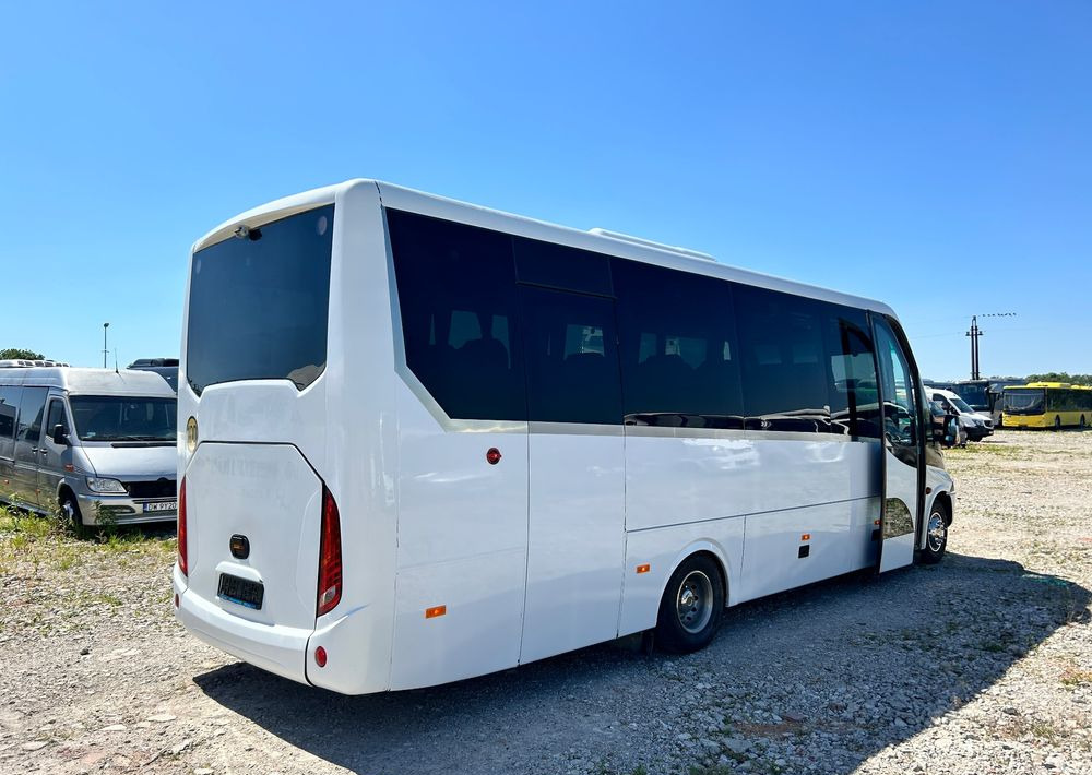 Iveco Daily - Minibus, Furgon pasagjerësh: foto 4 Iveco Daily - Minibus, Furgon pasagjerësh: foto 4
