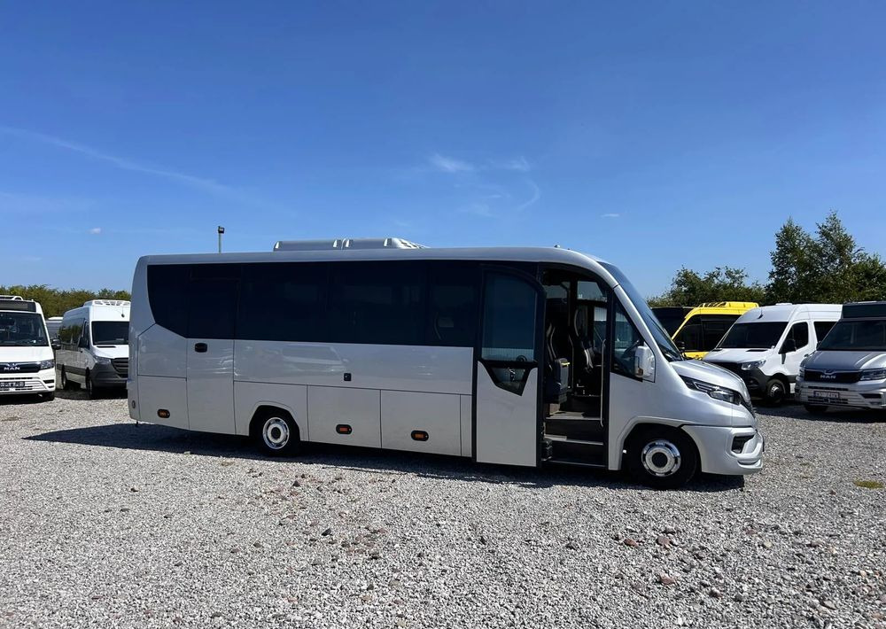 Iveco Daily - Minibus, Furgon pasagjerësh: foto 3 Iveco Daily - Minibus, Furgon pasagjerësh: foto 3
