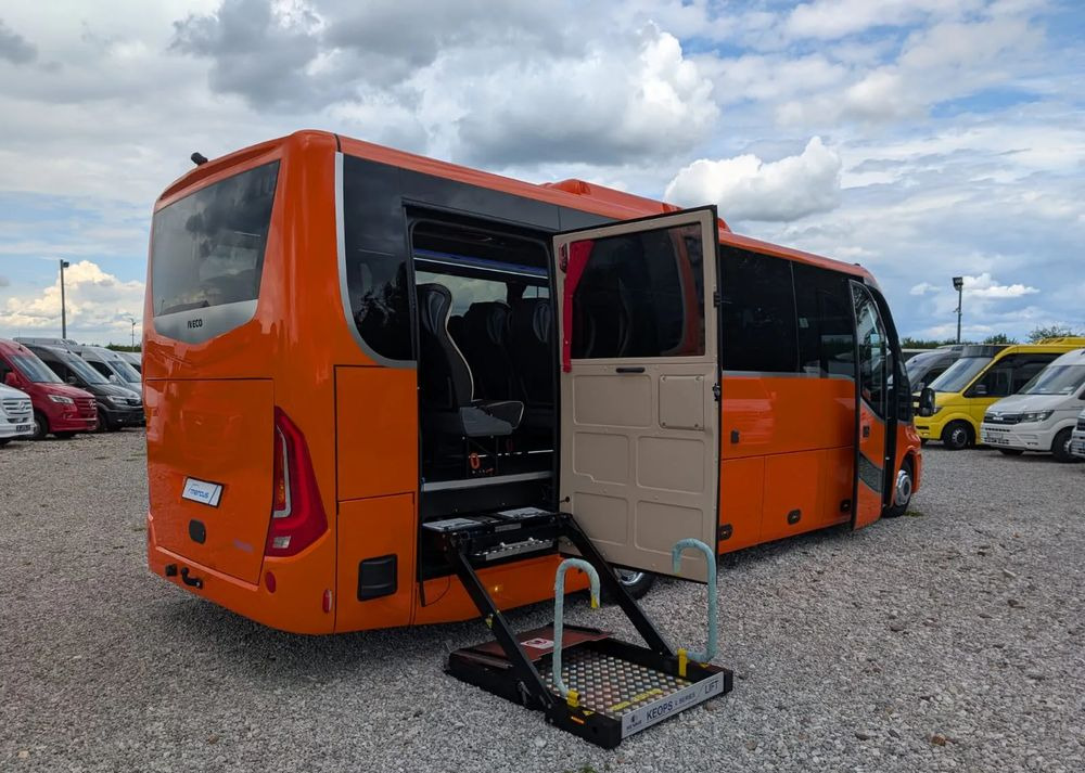 Iveco Daily - Autobus urban: foto 1 Iveco Daily - Autobus urban: foto 1