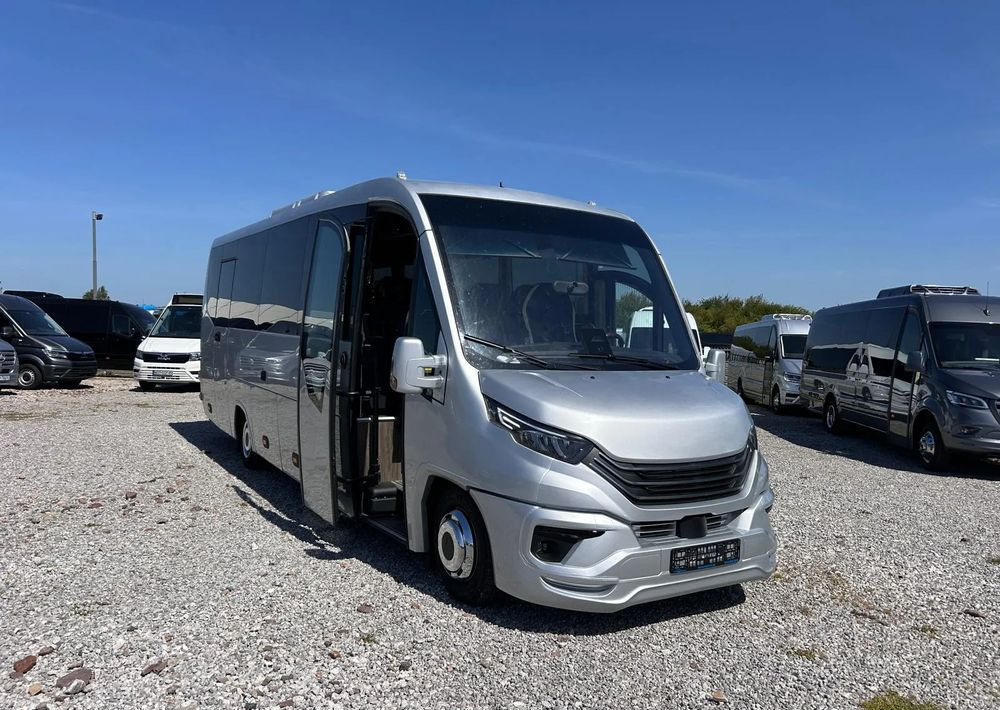 Iveco Daily - Minibus, Furgon pasagjerësh: foto 1 Iveco Daily - Minibus, Furgon pasagjerësh: foto 1