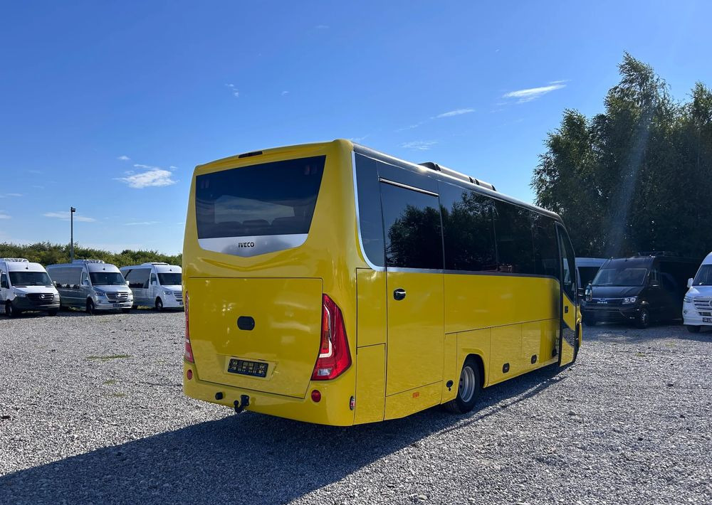 Iveco Daily - Minibus, Furgon pasagjerësh: foto 5 Iveco Daily - Minibus, Furgon pasagjerësh: foto 5