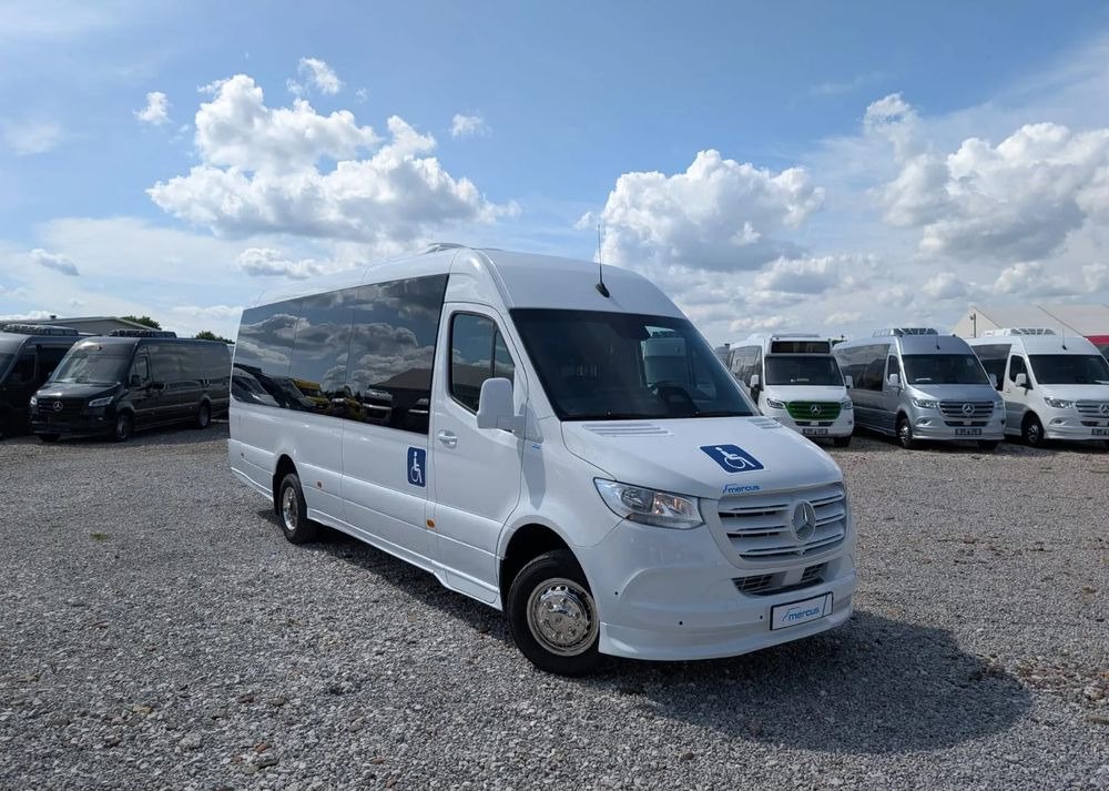 Mercedes-Benz Sprinter 517 - Minibus, Furgon pasagjerësh: foto 1 Mercedes-Benz Sprinter 517 - Minibus, Furgon pasagjerësh: foto 1