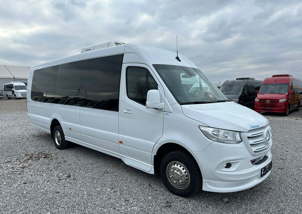Mercedes-Benz Sprinter 517 - Minibus, Furgon pasagjerësh: foto 1 Mercedes-Benz Sprinter 517 - Minibus, Furgon pasagjerësh: foto 1