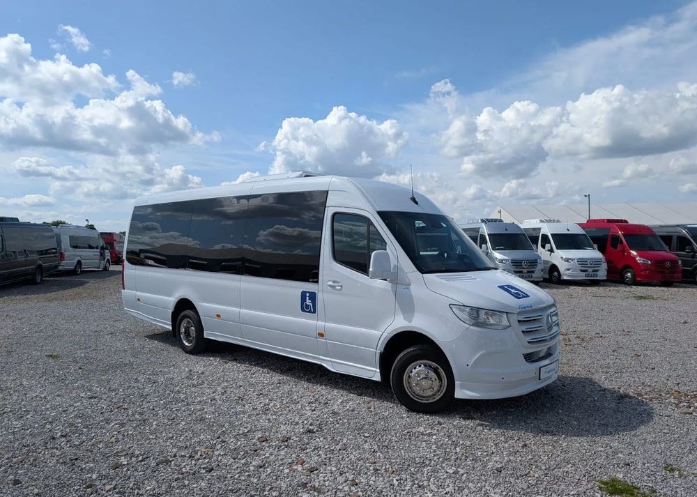Mercedes-Benz Sprinter 517 - Minibus, Furgon pasagjerësh: foto 2 Mercedes-Benz Sprinter 517 - Minibus, Furgon pasagjerësh: foto 2