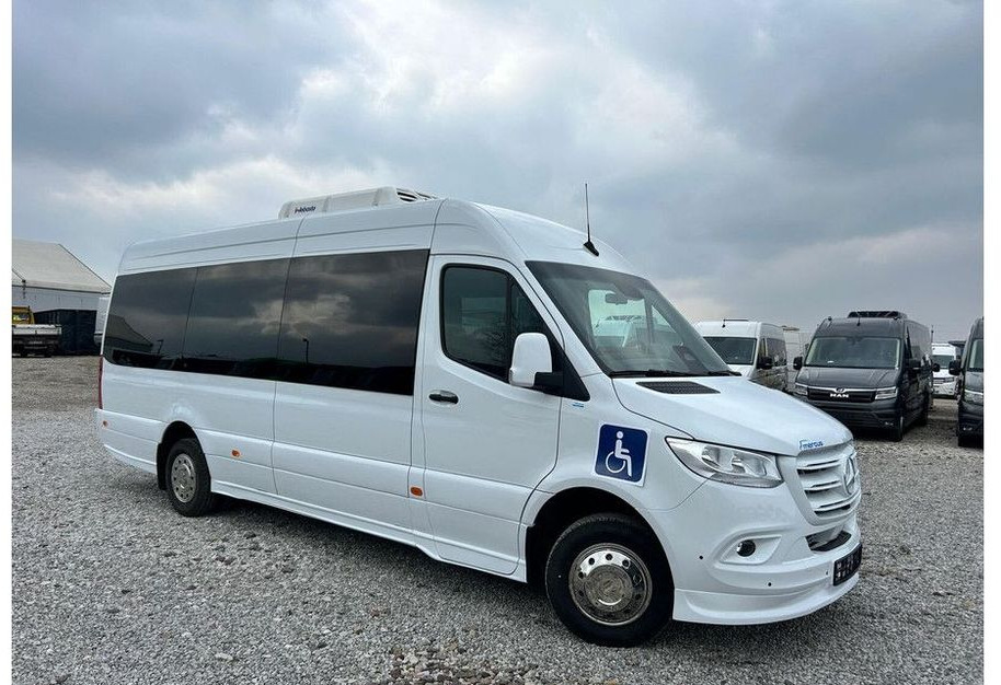 Mercedes-Benz Sprinter 517 - Minibus, Furgon pasagjerësh: foto 2 Mercedes-Benz Sprinter 517 - Minibus, Furgon pasagjerësh: foto 2