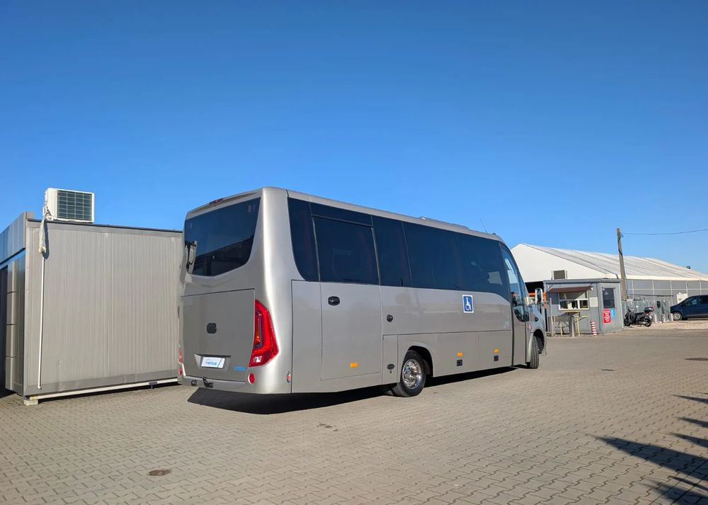 Mercedes-Benz Sprinter 519 - Minibus, Furgon pasagjerësh: foto 3 Mercedes-Benz Sprinter 519 - Minibus, Furgon pasagjerësh: foto 3