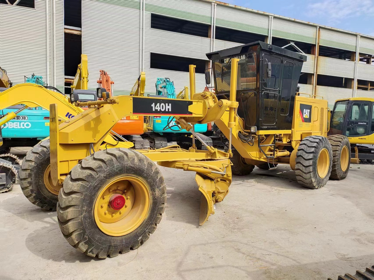 CATERPILLAR 140H - Makinë niveluese: foto 2 CATERPILLAR 140H - Makinë niveluese: foto 2
