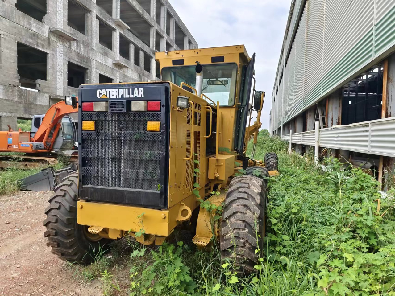 CATERPILLAR 160K - Makinë niveluese: foto 4 CATERPILLAR 160K - Makinë niveluese: foto 4