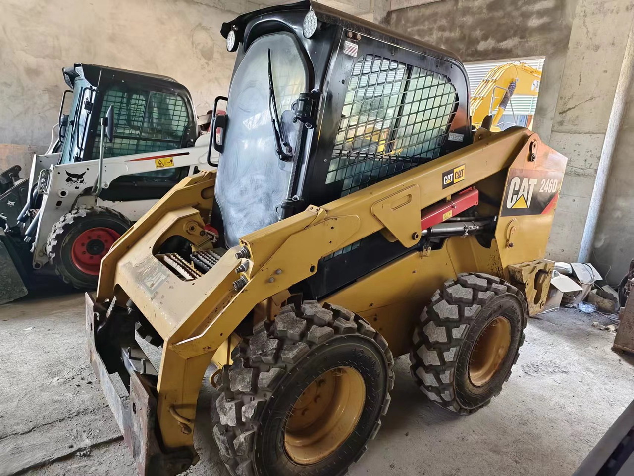 CATERPILLAR 246D - Mini fadrom: foto 1 CATERPILLAR 246D - Mini fadrom: foto 1