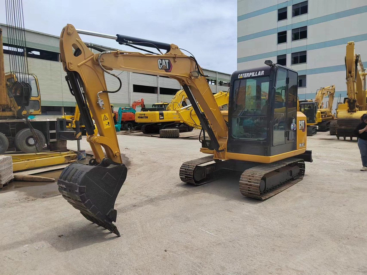 CATERPILLAR 305.5E2 - Miniekskavator: foto 2 CATERPILLAR 305.5E2 - Miniekskavator: foto 2