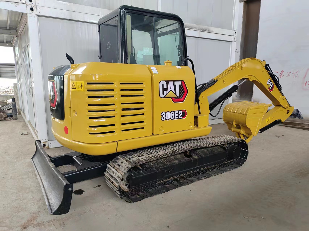 CATERPILLAR 306E2 - Miniekskavator: foto 1 CATERPILLAR 306E2 - Miniekskavator: foto 1