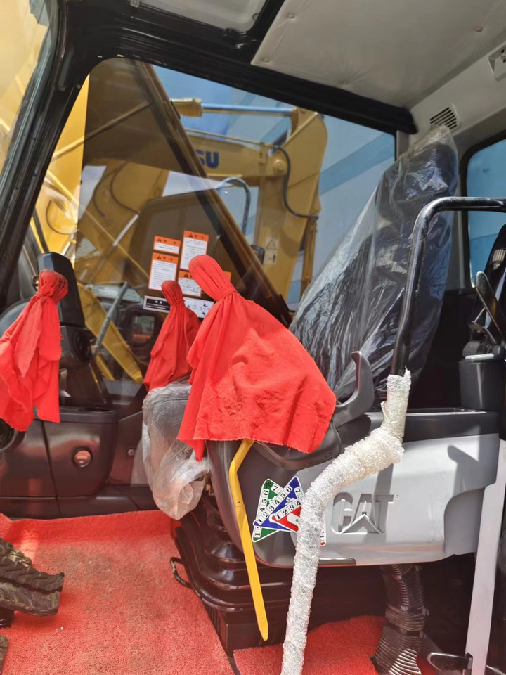 CATERPILLAR 320D - Ekskavator me zinxhirë: foto 4 CATERPILLAR 320D - Ekskavator me zinxhirë: foto 4