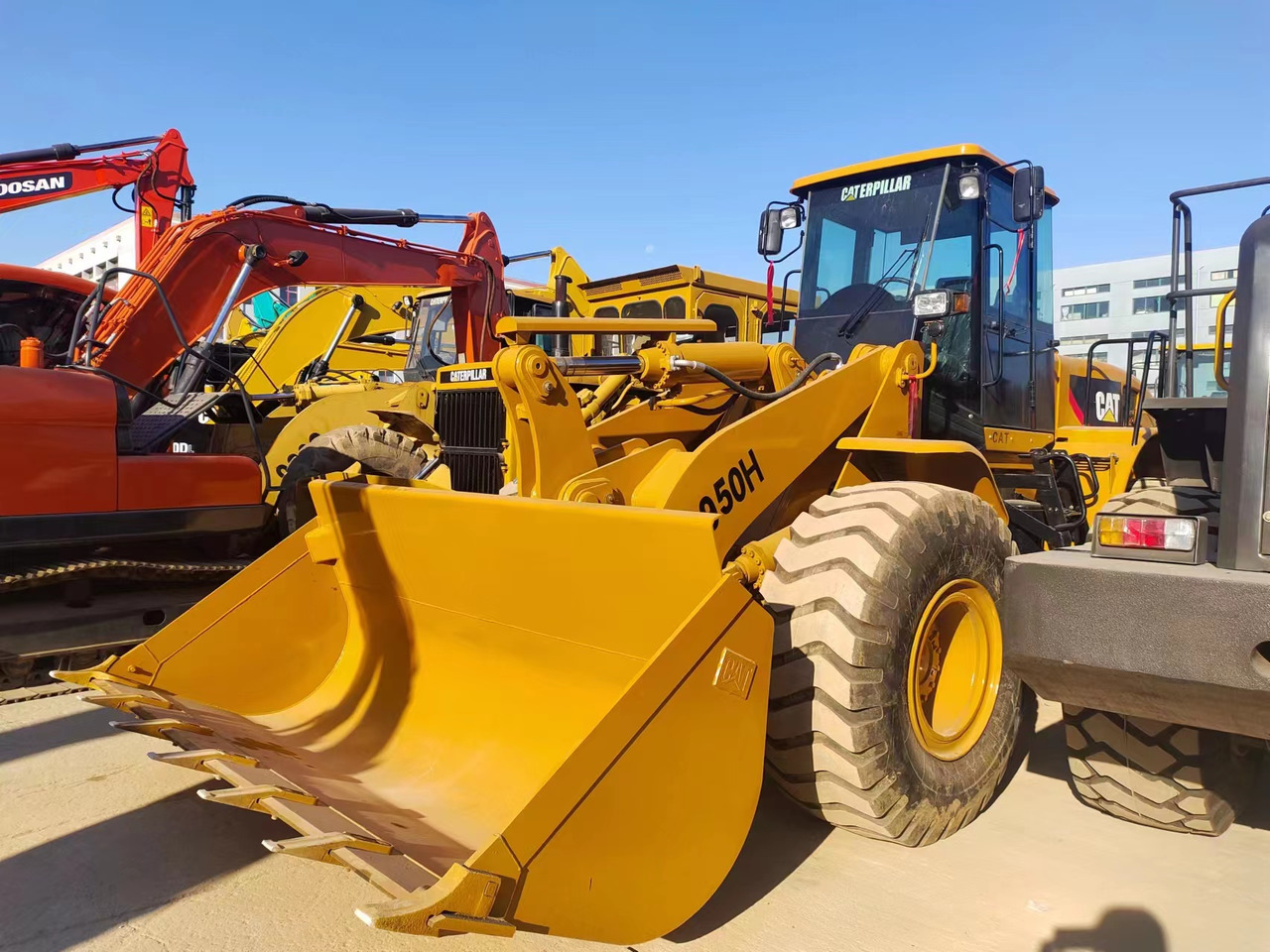 CATERPILLAR 950H - Fadrom me goma: foto 5 CATERPILLAR 950H - Fadrom me goma: foto 5