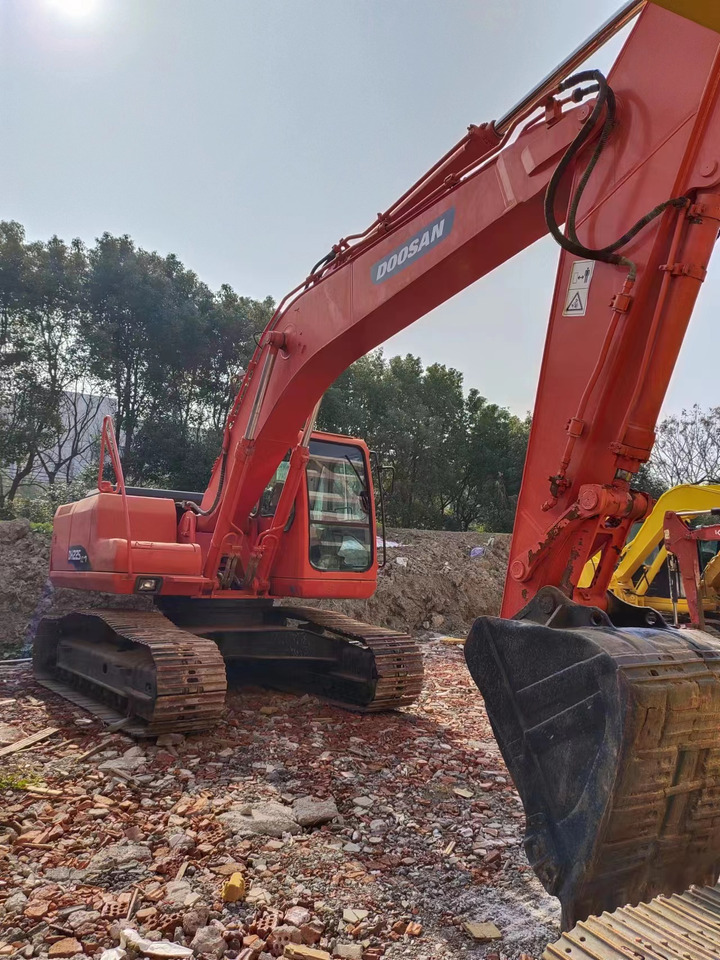 DOOSAN DH225LC-7 - Ekskavator me zinxhirë: foto 5 DOOSAN DH225LC-7 - Ekskavator me zinxhirë: foto 5