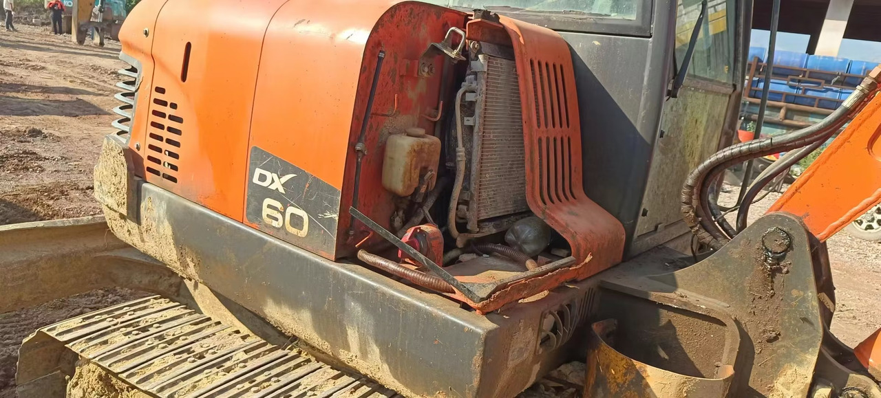 DOOSAN dx60 - Miniekskavator: foto 4 DOOSAN dx60 - Miniekskavator: foto 4