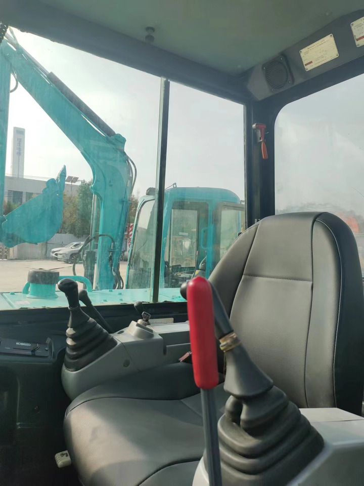 KOBELCO SK60-8 - Miniekskavator: foto 4 KOBELCO SK60-8 - Miniekskavator: foto 4