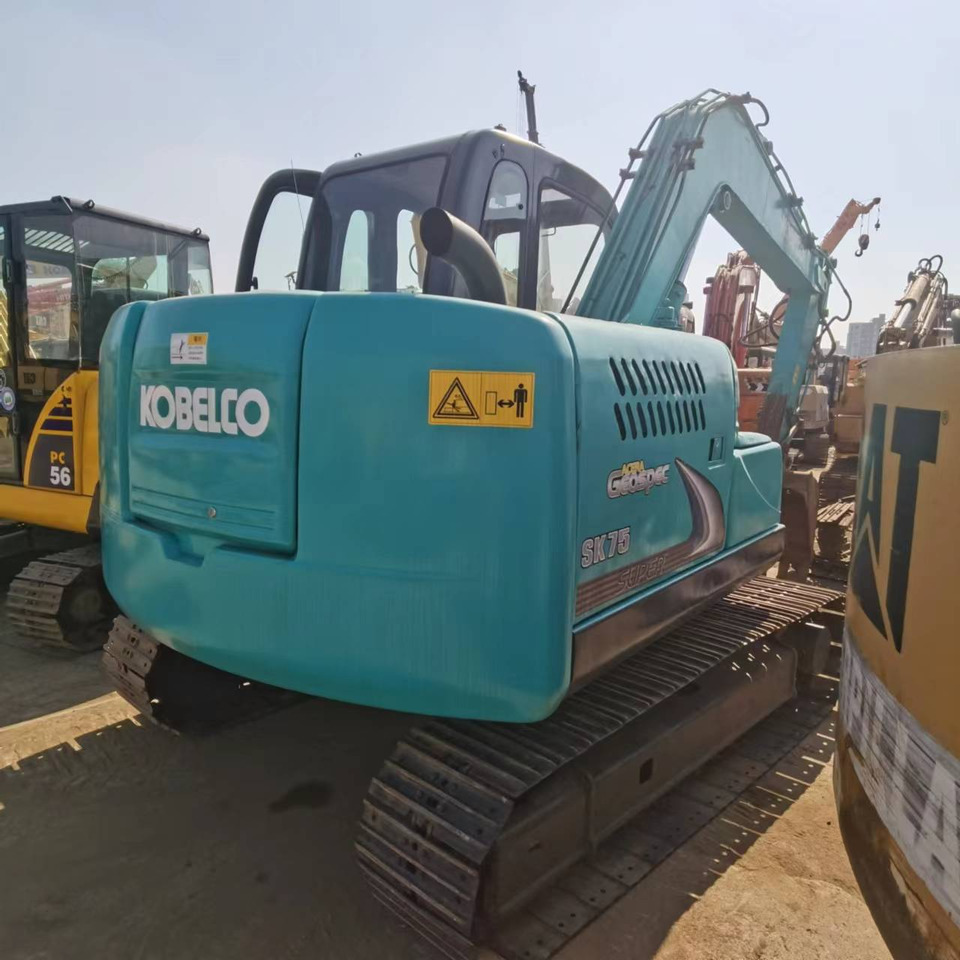 KOBELCO SK75 - Miniekskavator: foto 1 KOBELCO SK75 - Miniekskavator: foto 1