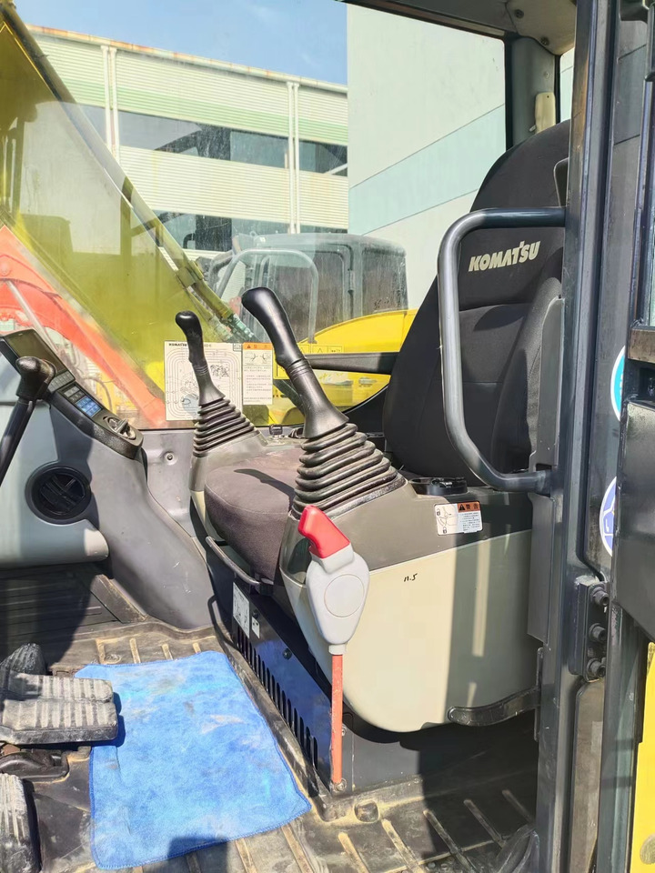 Miniekskavator KOMATSU PC60-8: foto 6