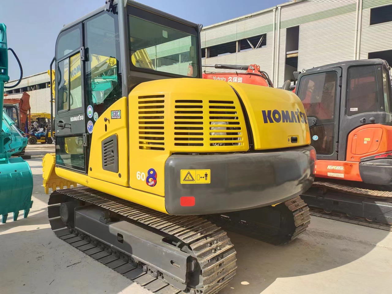 KOMATSU PC60-8 - Miniekskavator: foto 3 KOMATSU PC60-8 - Miniekskavator: foto 3