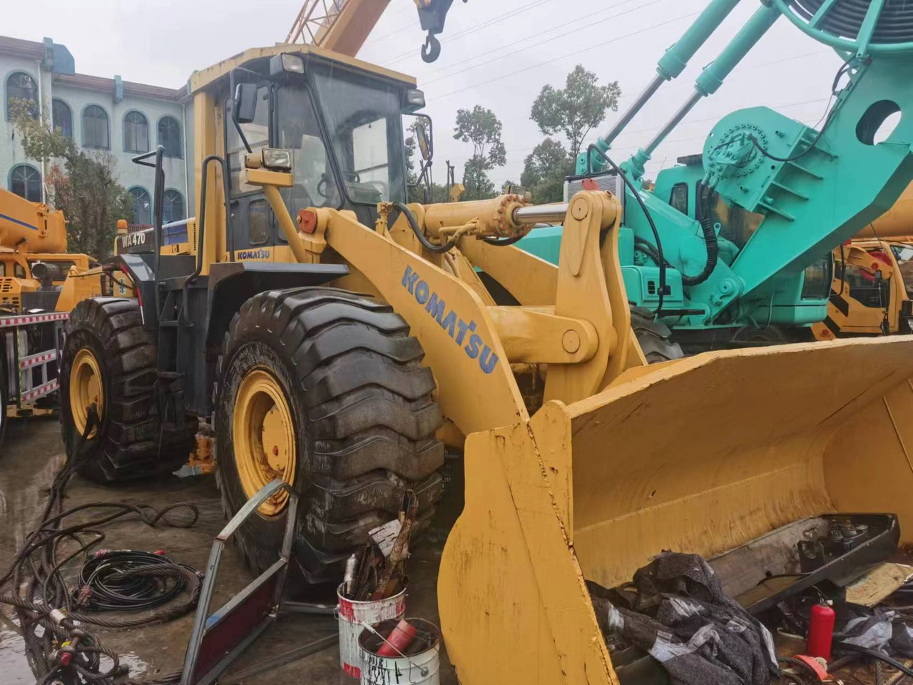 KOMATSU WA470 - Fadrom me goma: foto 2 KOMATSU WA470 - Fadrom me goma: foto 2