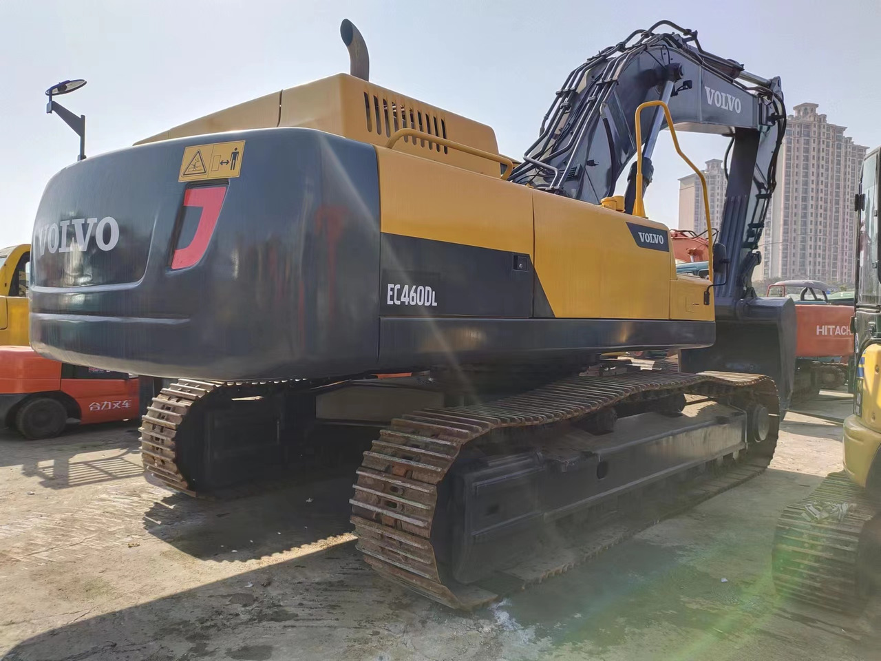VOLVO EC460 - Ekskavator me zinxhirë: foto 1 VOLVO EC460 - Ekskavator me zinxhirë: foto 1