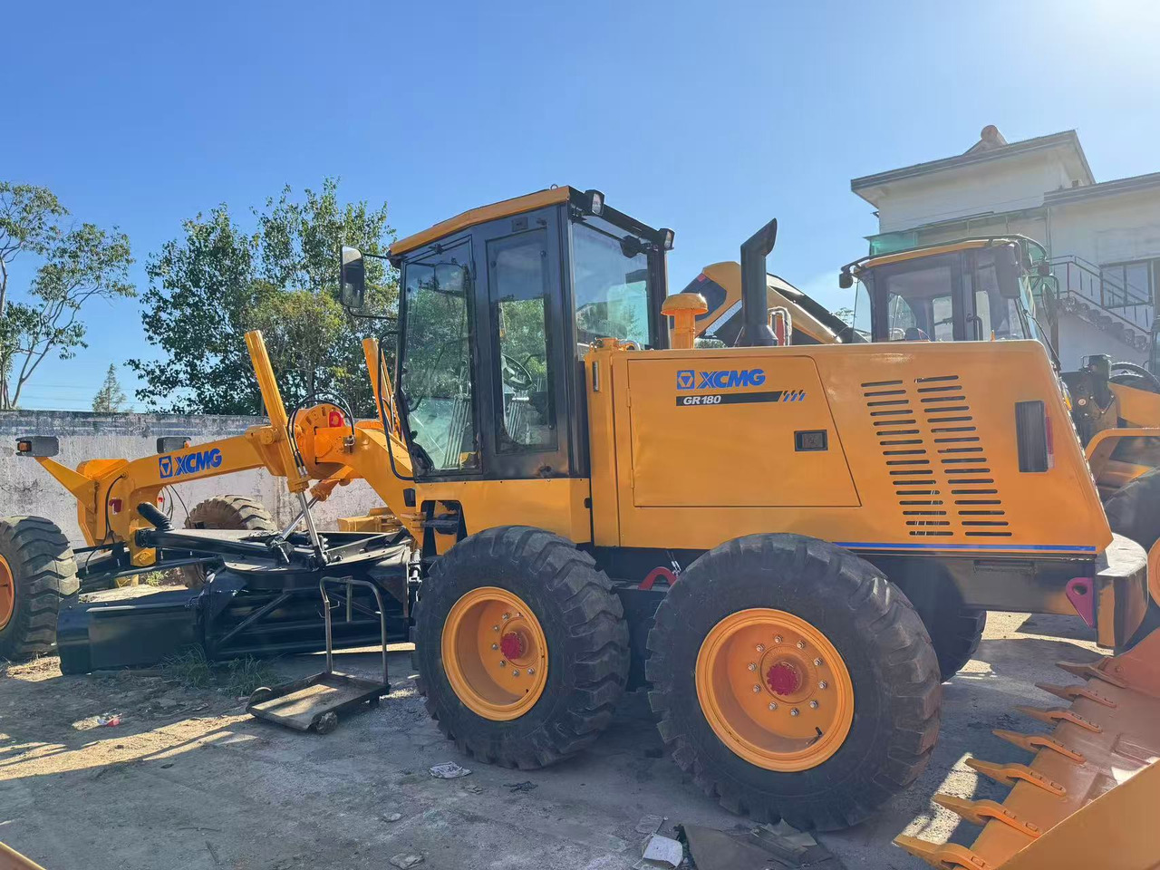 XCMG GR180 - Makinë niveluese: foto 4 XCMG GR180 - Makinë niveluese: foto 4