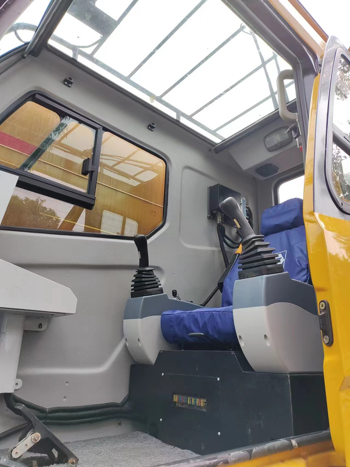 XCMG QY50K - Autovinç: foto 5 XCMG QY50K - Autovinç: foto 5