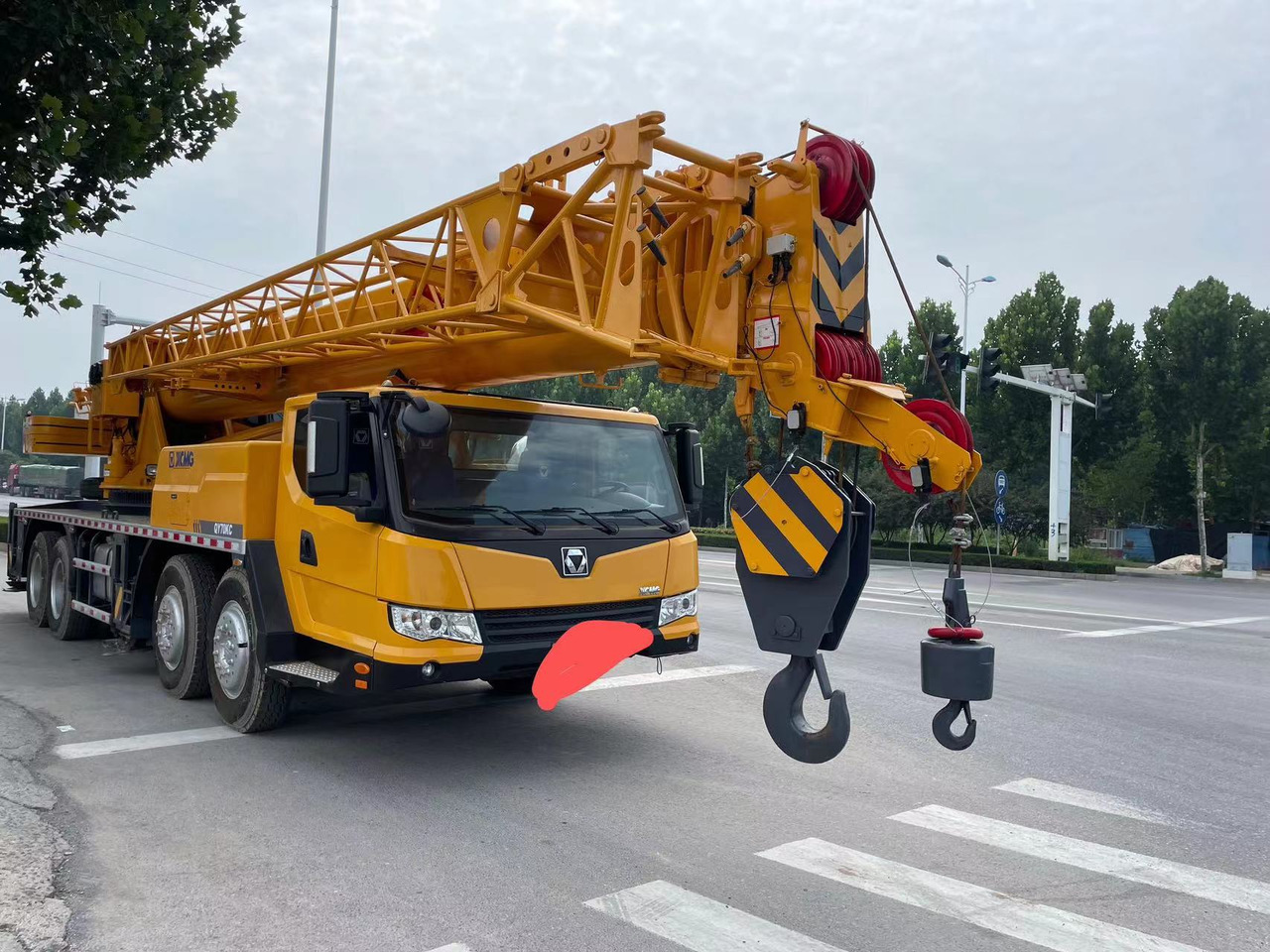 XCMG QY70K - Autovinç: foto 1 XCMG QY70K - Autovinç: foto 1