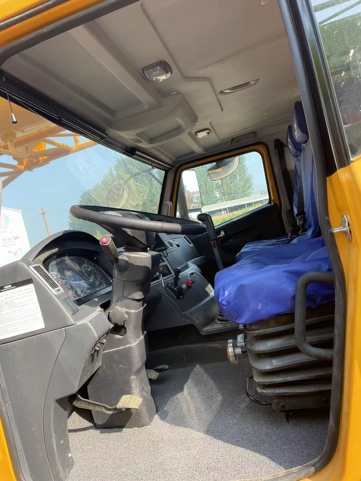 XCMG QY70K - Autovinç: foto 5 XCMG QY70K - Autovinç: foto 5