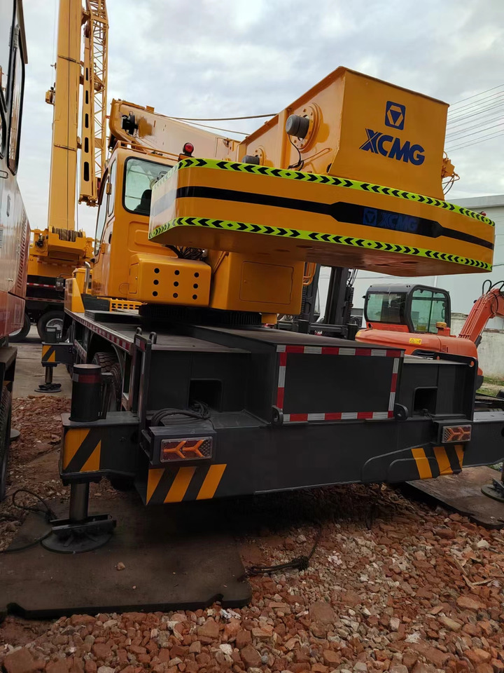 XCMG QY70K good condition QY25K QY50K QY100K QY130K China brand mobile crane - Autovinç: foto 3 XCMG QY70K good condition QY25K QY50K QY100K QY130K China brand mobile crane - Autovinç: foto 3