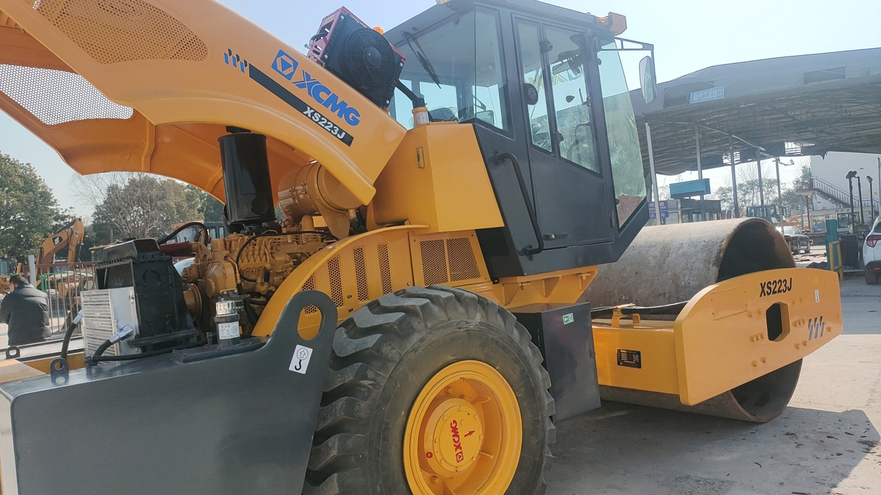 XCMG XS223J - Rul rrugësh: foto 2 XCMG XS223J - Rul rrugësh: foto 2