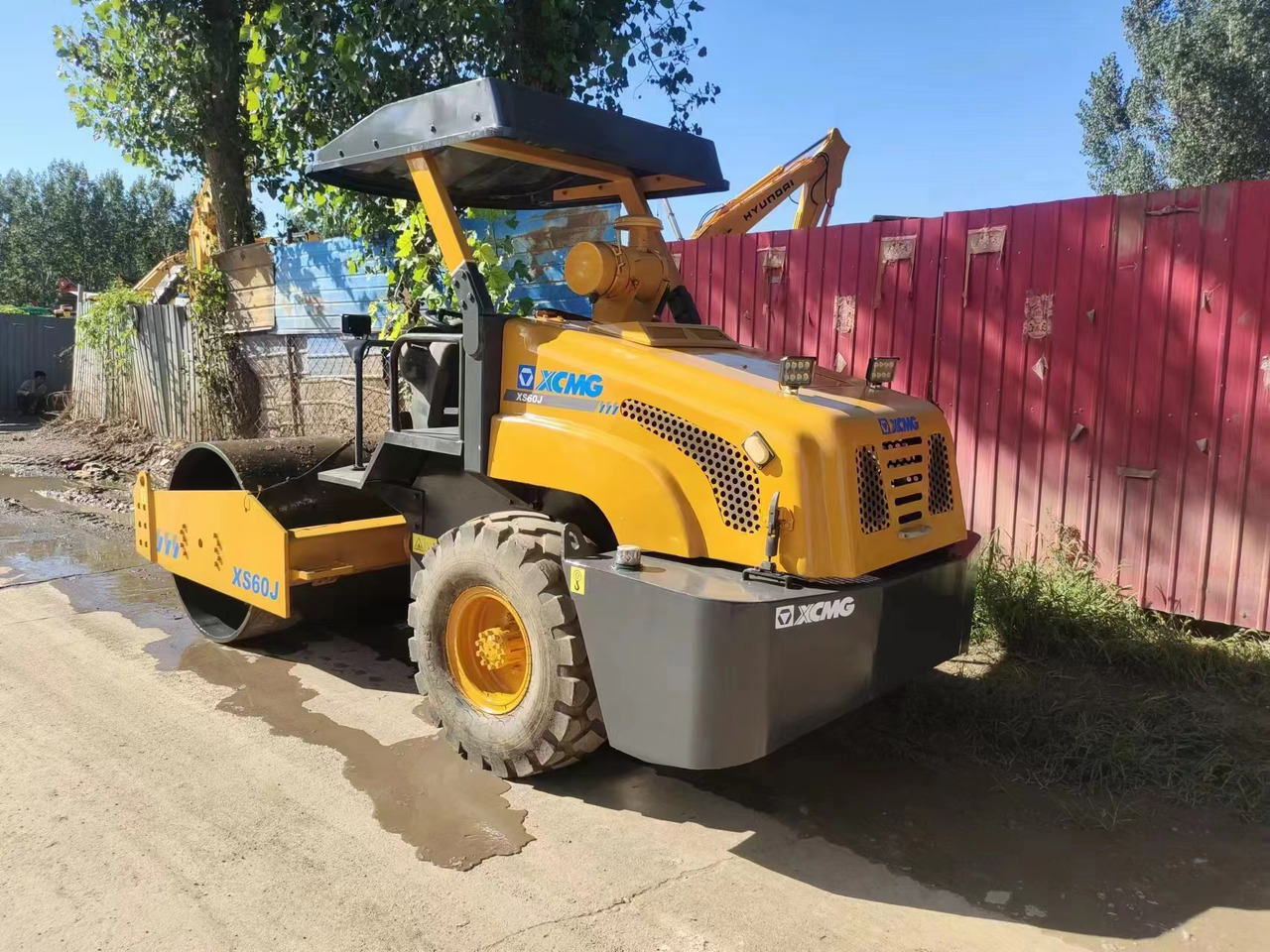 XCMG XS60J - Ngjeshës: foto 1 XCMG XS60J - Ngjeshës: foto 1