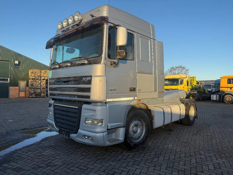 DAF XF 105.460 Tractor unit - Gjysmë-kamion: foto 3 DAF XF 105.460 Tractor unit - Gjysmë-kamion: foto 3