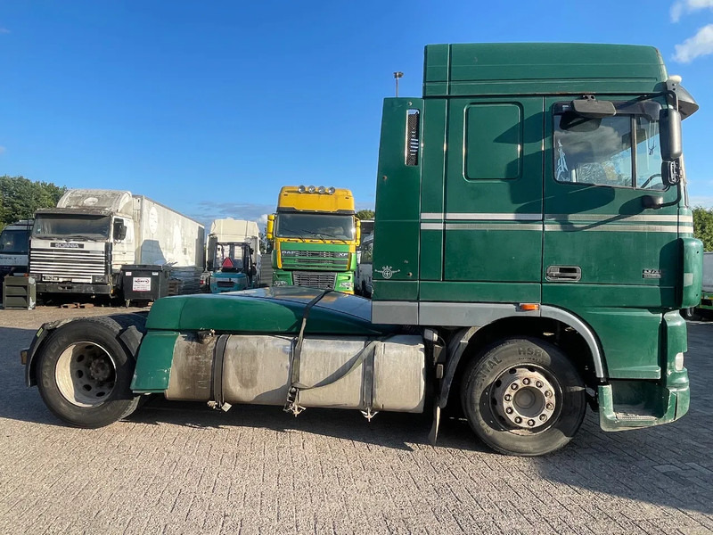 DAF XF 95.430 Tractor Unit - Gjysmë-kamion: foto 4 DAF XF 95.430 Tractor Unit - Gjysmë-kamion: foto 4