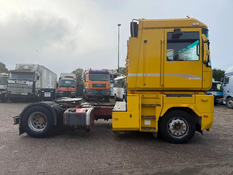 Renault Magnum 430 Tractor unit - Gjysmë-kamion: foto 4 Renault Magnum 430 Tractor unit - Gjysmë-kamion: foto 4