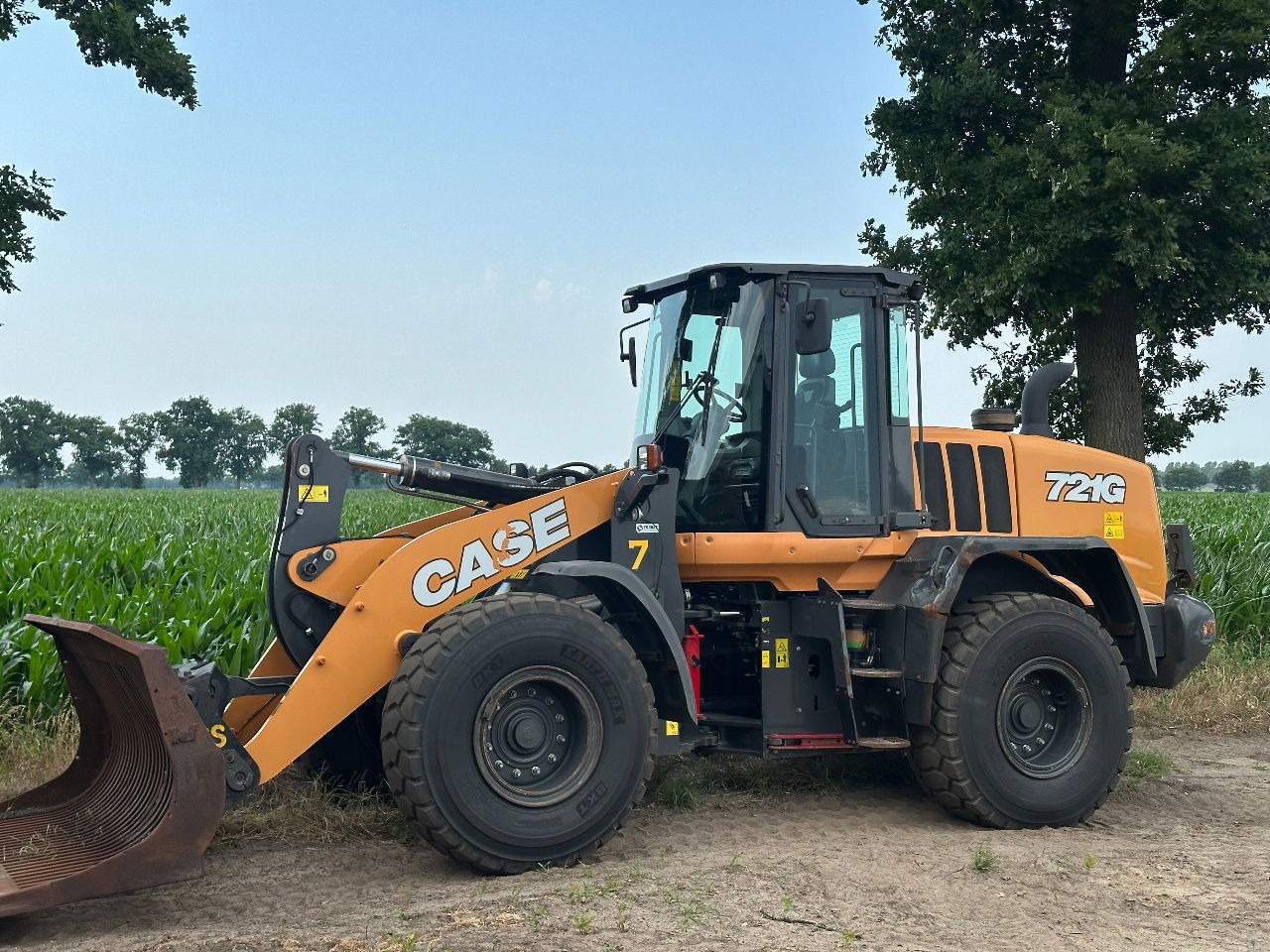 Fadrom me goma Case 721G: foto 6 Fadrom me goma Case 721G: foto 6