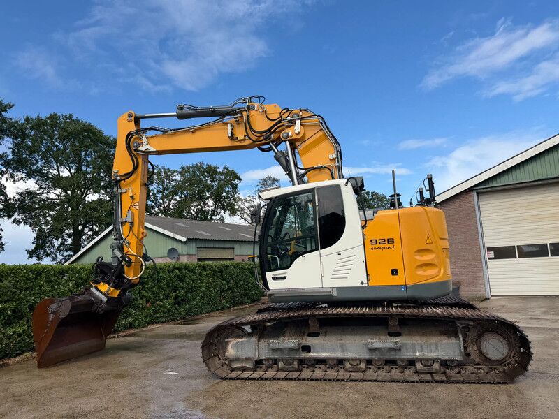 Liebherr R926 R926 compact GPS - Ekskavator me zinxhirë: foto 1 Liebherr R926 R926 compact GPS - Ekskavator me zinxhirë: foto 1