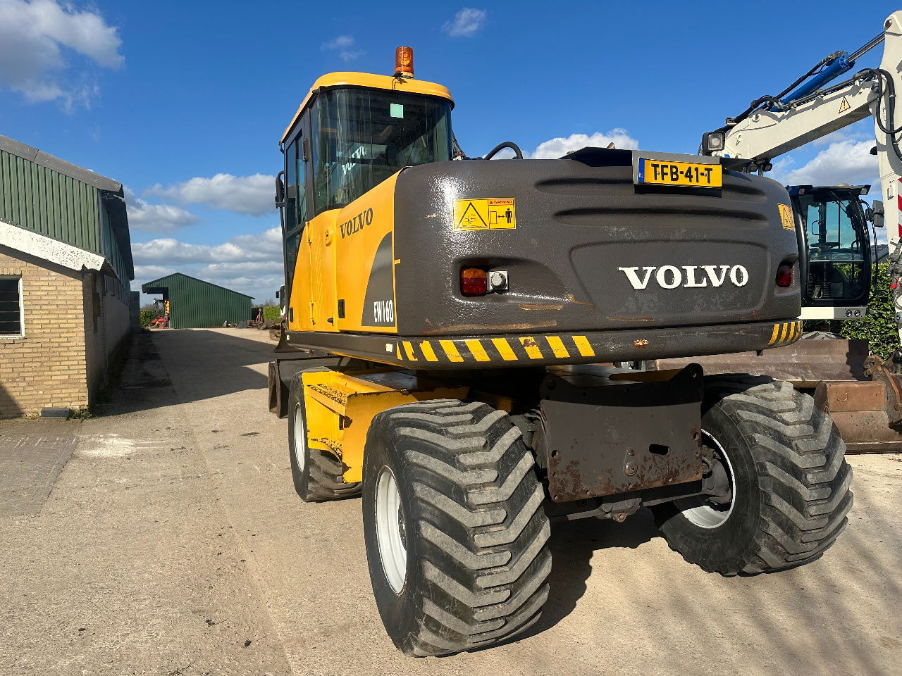 Volvo EW160 - Ekskavator me goma: foto 3 Volvo EW160 - Ekskavator me goma: foto 3