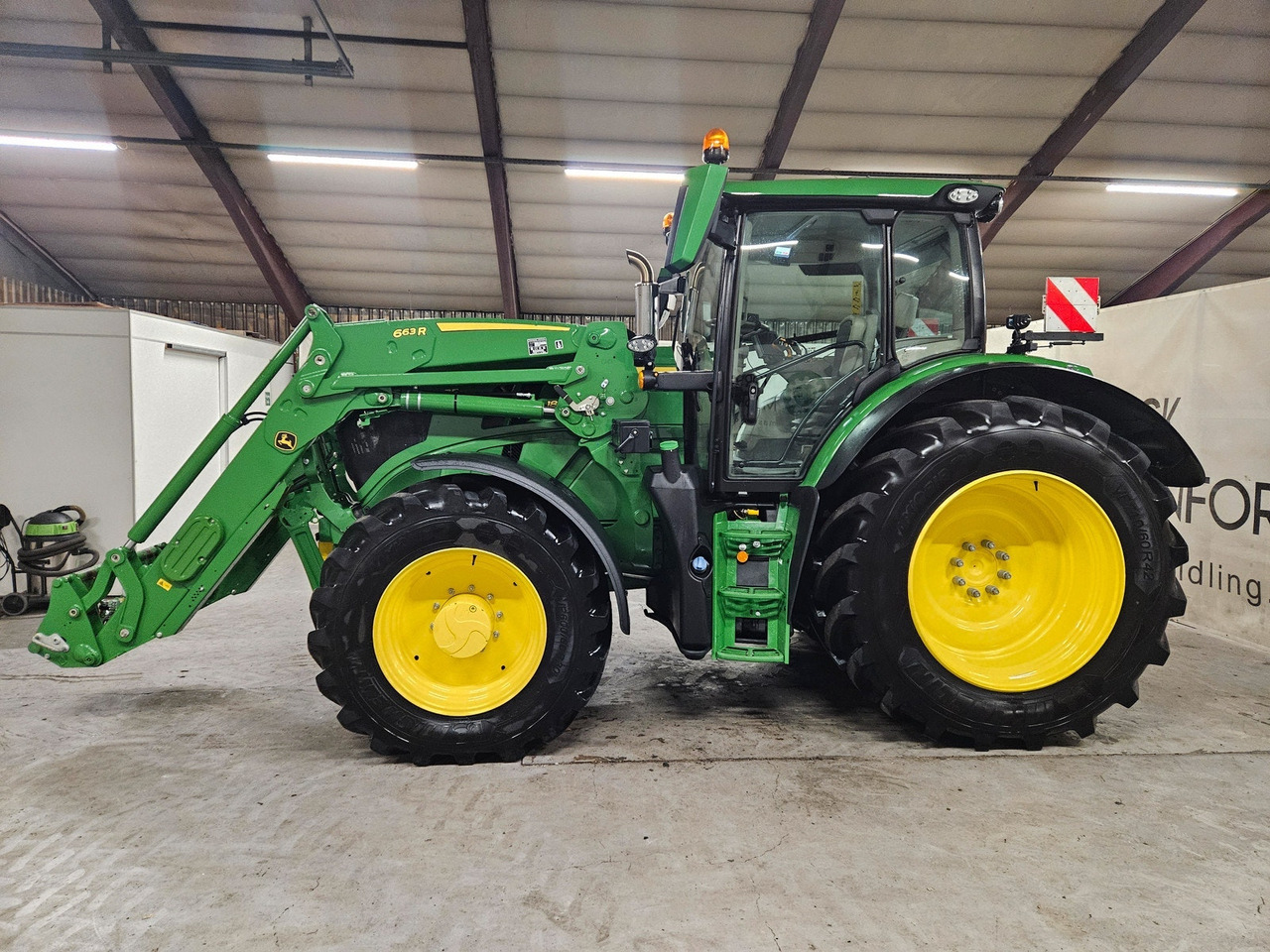 John Deere 6R185 Ultimate #Godt utstyrt og veldig flott traktor - Traktor: foto 2 John Deere 6R185 Ultimate #Godt utstyrt og veldig flott traktor - Traktor: foto 2