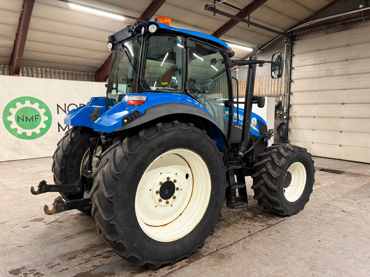 New Holland T5.115 EC - Traktor: foto 5 New Holland T5.115 EC - Traktor: foto 5