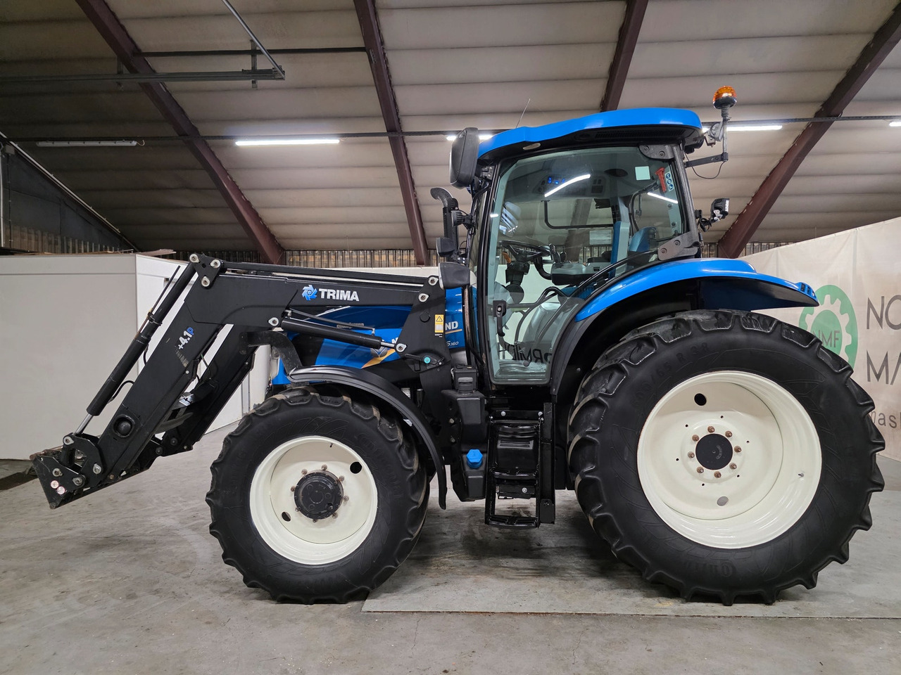 New Holland T6.160 AC - Traktor: foto 2 New Holland T6.160 AC - Traktor: foto 2