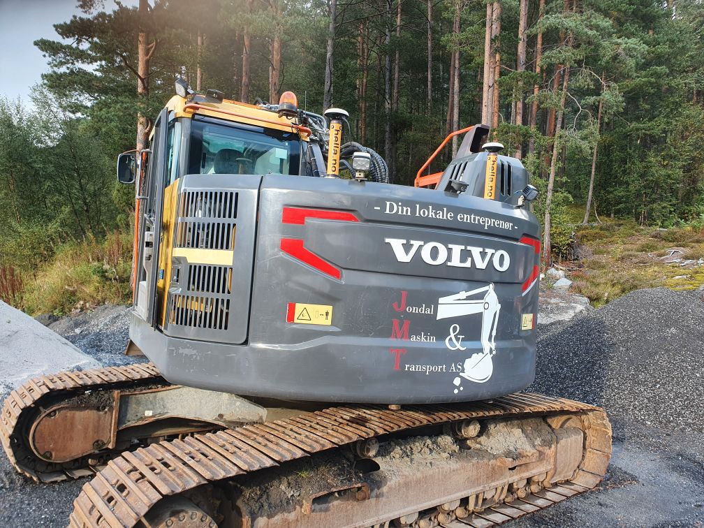 Volvo ECR235EL - Ekskavator me zinxhirë: foto 5 Volvo ECR235EL - Ekskavator me zinxhirë: foto 5