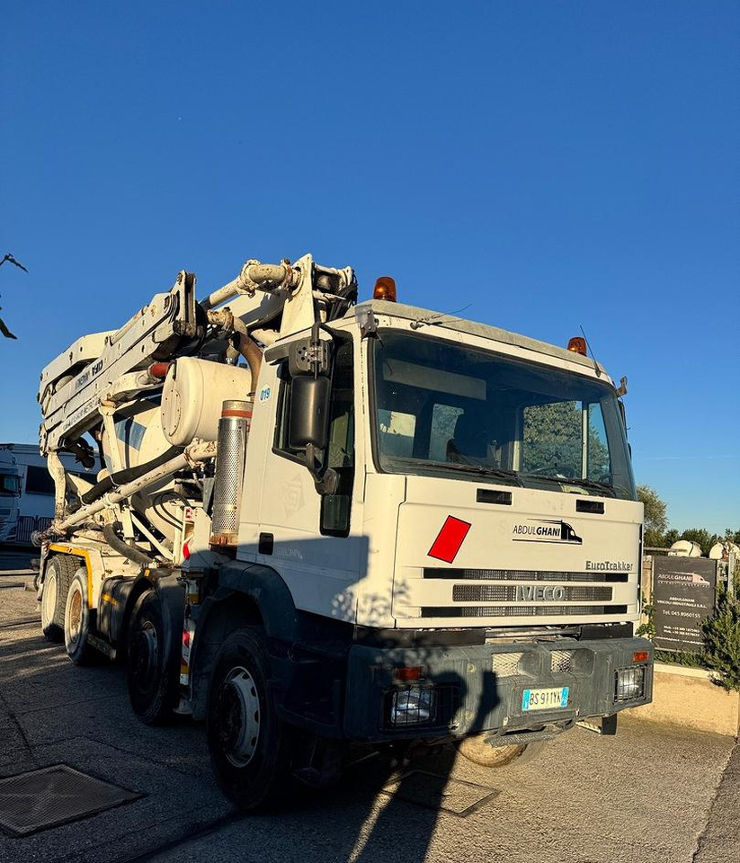 Betonpompa CIFA Iveco Trakker 410E44 - Pompë betoni: foto 5 Betonpompa CIFA Iveco Trakker 410E44 - Pompë betoni: foto 5