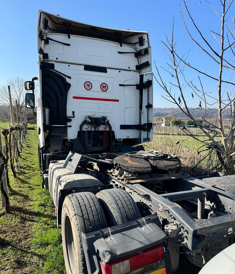 Trattore stradale Renault T460 - 2015 - Makineritë e tjera: foto 2 Trattore stradale Renault T460 - 2015 - Makineritë e tjera: foto 2